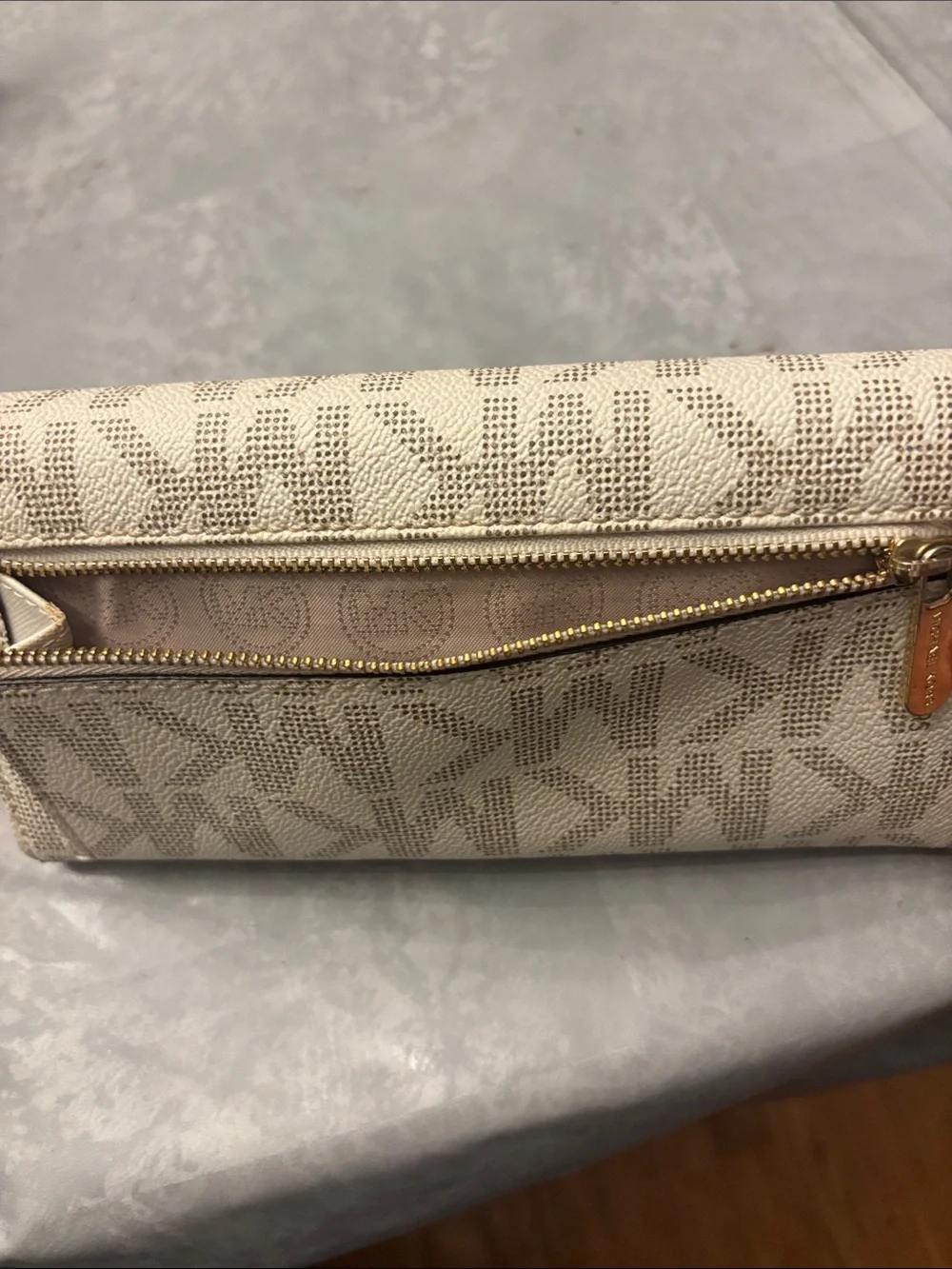 Michael Kors Beige Signature Continental Wallet with Gold Plaque